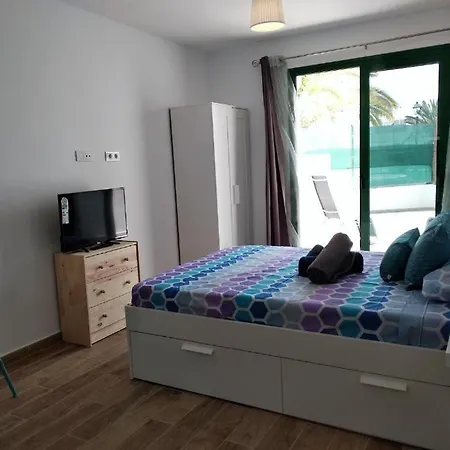 Marina Beach-apartamentos Tahiche 아파트